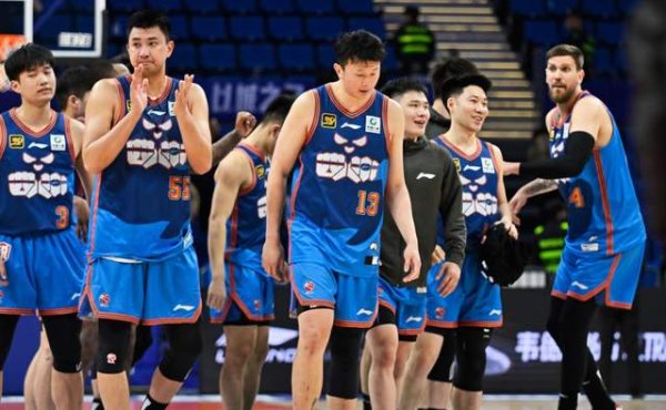 中金辰大 CBA新赛季唯一一支全华班？曝昔日总冠军不找外援，或面临降级